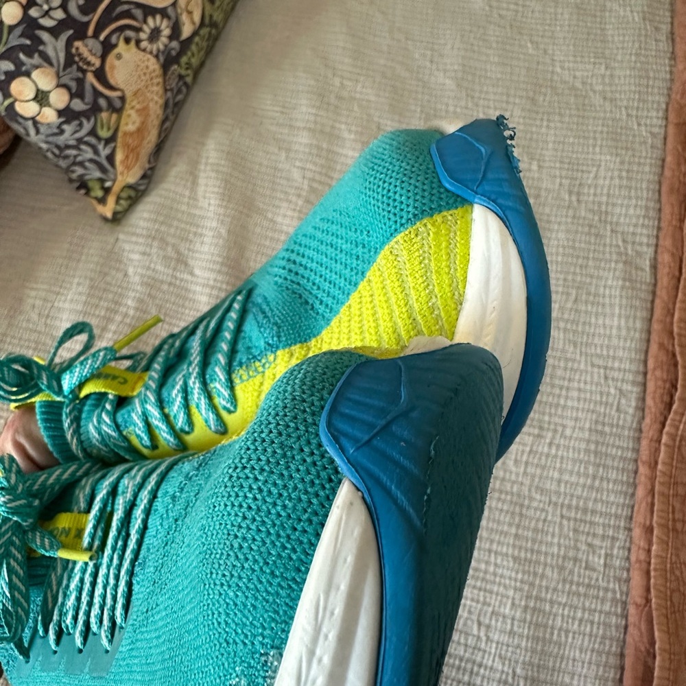 Hoka Carbon X3 Running Shoes - Picture 4 of 6